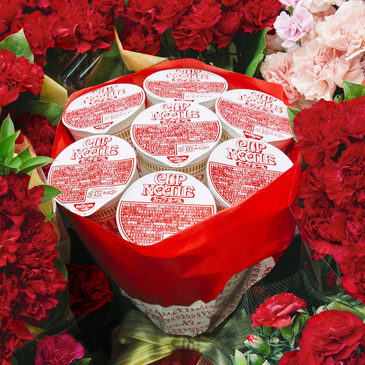 결혼식 부케로 쓰이는 컵누들